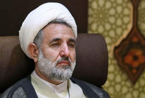 وضعیت زندگی نمایندگان و مسؤولان باید مانند اتاق شیشه‌ای باشد