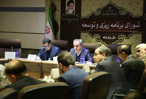 همه باید برای برگزاری انتخاباتی سالم در قم تلاش کنیم