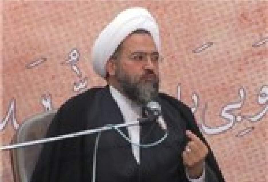 عضو جامعه مدرسین حوزه علمیه قم:حضرت زینب(س) اسوه بی نظیر صبر و استقامت است