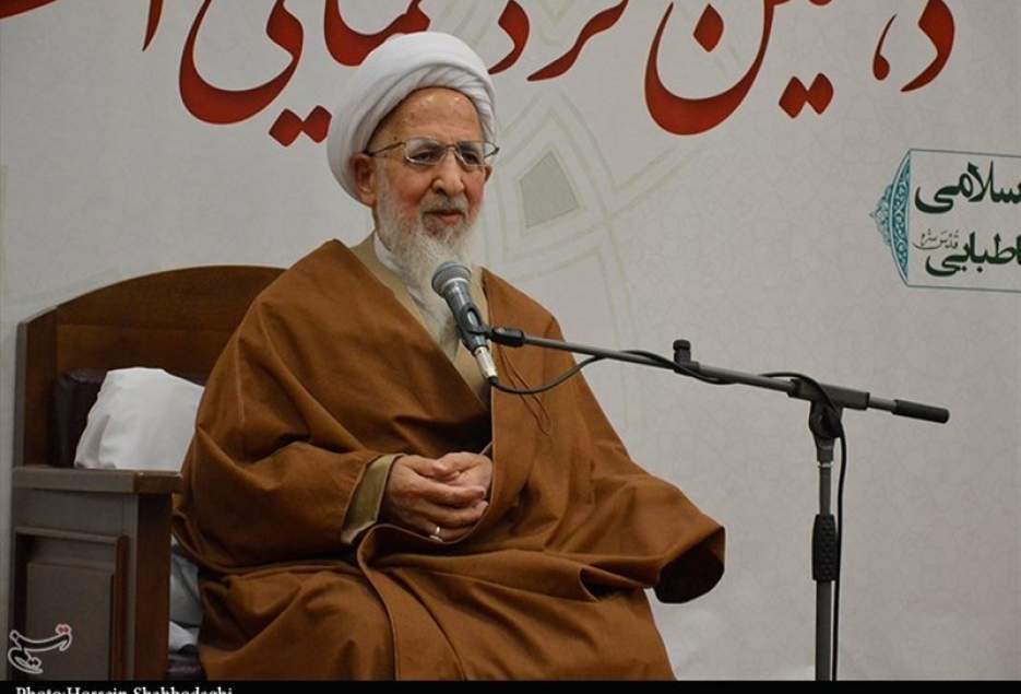 آیت الله جوادی آملی ارتحال آیت الله امینی را تسلیت گفت