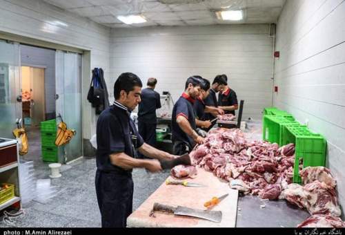 ۶ هزار بسته گوشت قربانی میان نیازمندان ۵ استان توزیع می‌شود