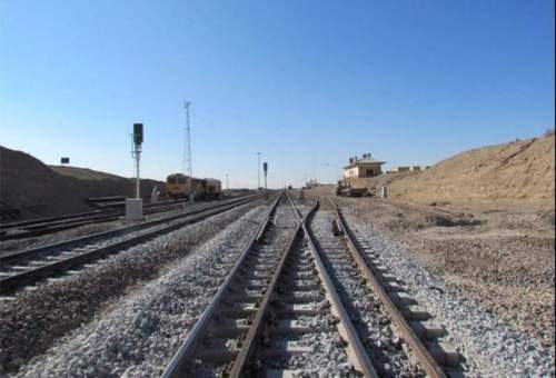 تخصیص نیافتن اعتبار مانع اتصال منطقه سلفچگان به راه‌آهن شد