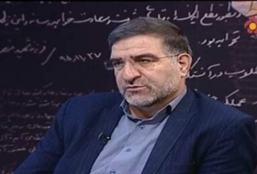 در کرونا بزرگترین ظلم به قم شد/ می خواستند حوزه و روحانیت را بزنند/ طلبه های جهادی غوغا کردند