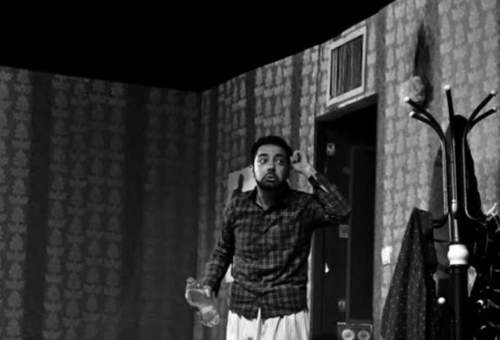 روشن شدن چراغ تئاتر قم با نمایش «همه چیز در مورد آقای ف»