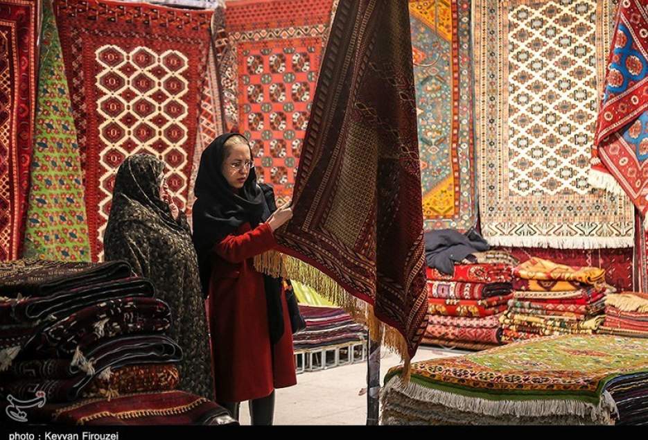 ۱۰ سال زمان برای احداث نمایشگاه فرش قم به نفع استان نیست