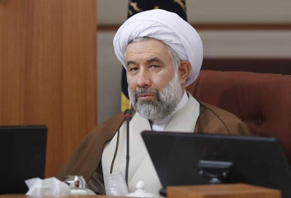 ایستادگی و مقاومت راه سربلندی ملت ایران است