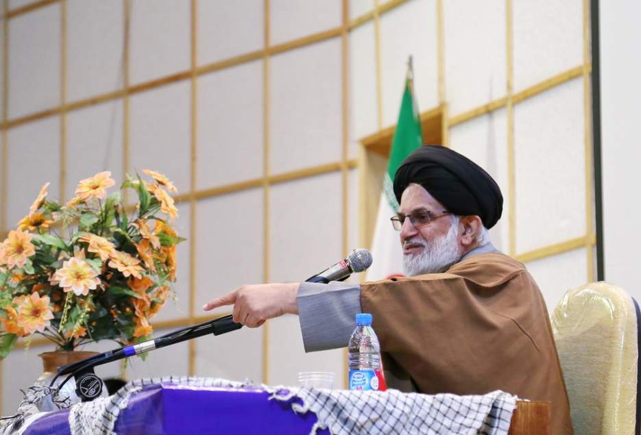 وظیفه شناسی و زمان شناسی از الزامات مهم توفیق طلاب انقلابی است