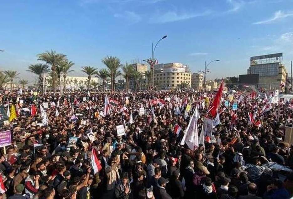 وقتی یادبود شهید سلیمانی در عراق تبدیل به تظاهرات ضدآمریکایی می شود