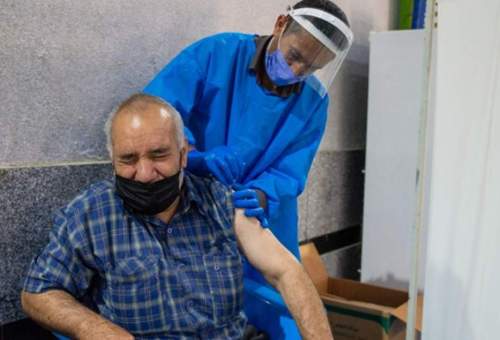راه اندازی مرکز تجمعی واکسیناسیون در مصلی قم