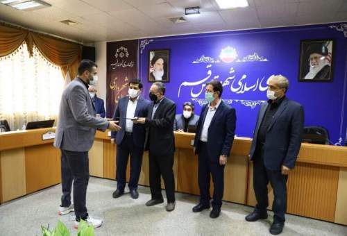 شورای اسلامی شهر قم از افتخارآفرینان پارالمپیکی تجلیل کرد