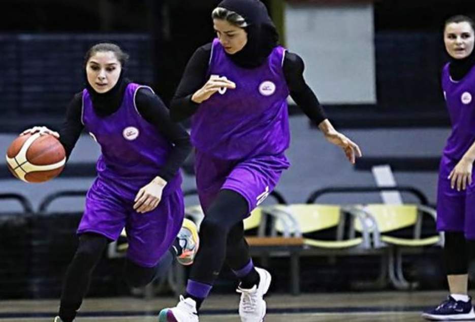 جدال شیمیدر قم با 2 رقیب تهرانی در آغاز بسکتبال زنان ایران