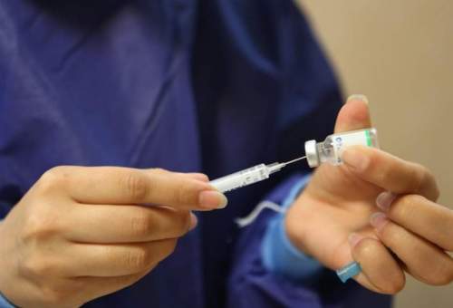 واکسن نزدن، زنجیره انتقال ویروس کرونا را به یکدیگر متصل می‌کند