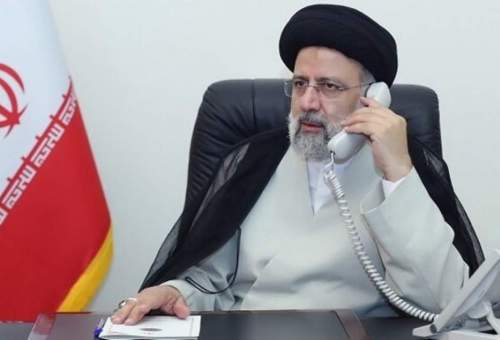 گفت‌وگوی تلفنی رئیس‌جمهور با مراجع تقلید به مناسبت هفته دولت