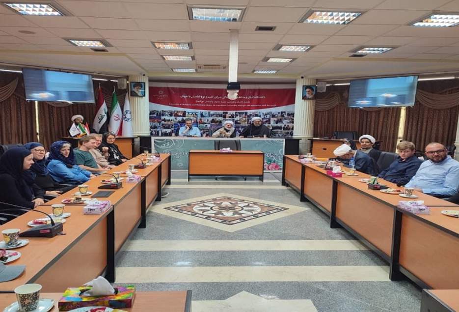رسانه‌های غربی مدام می‌گویند به ایران نروید