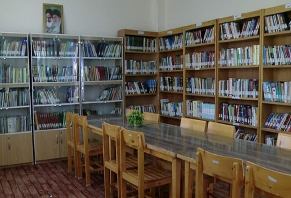 مجتمع‌های پردیسان قم کتابخانه‌دار می‌شوند