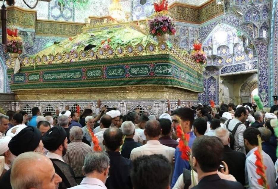 قم در سالروز میلاد امام حسن عسکری(ع) غرق در نور و سرور است