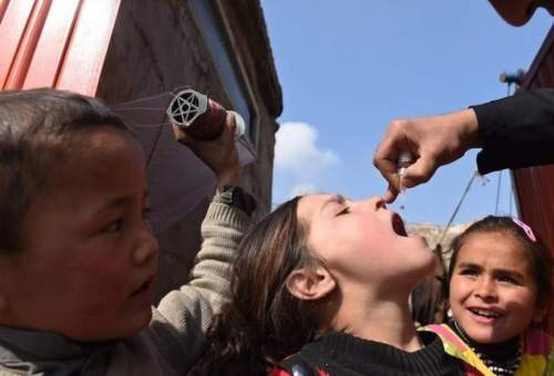 واکسیناسیون ۲۰۰۰ نفر از اتباع علیه بیماری سرخک و فلج اطفال در قم