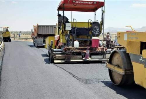 طرح بهسازی راه دسترسی آزادراه به جاده قدیم قم- تهران عملیاتی شد