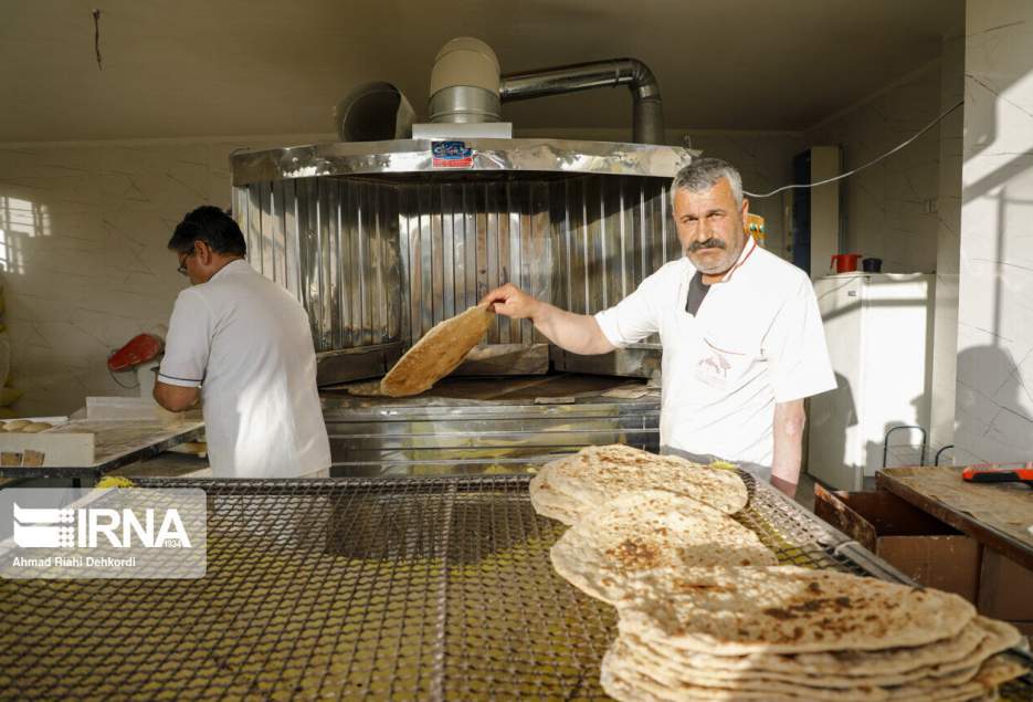 فرماندار: قیمت نان در قم متناسب‌سازی می‌شود.