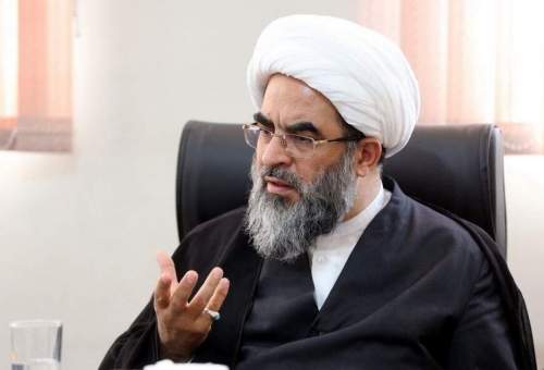 آیت الله فاضل لنکرانی:رشد و تکامل انسان در گرو فهم دین است/ برای فهم بیش‌تر قرآن باید از عالمان دینی کمک گرفت.