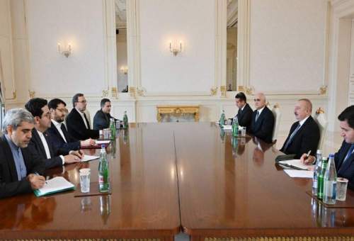 Minister discusses Iran road project with Azerbaijan’s Aliev