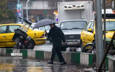 مدیرکل هواشناسی قم:بارش ۴.۸ میلیمتری باران در شهر قم ثبت شد.