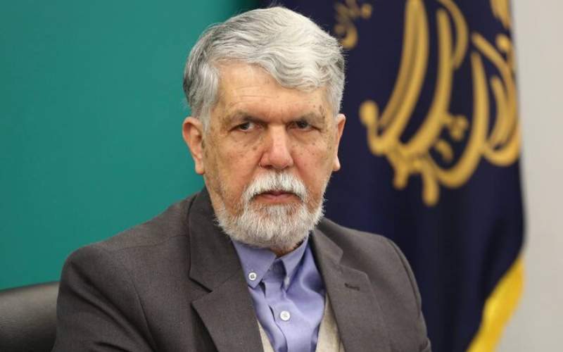 فرهنگ و هنر می‌تواند ایران را از تله‌ انزوای هیاهوسالاران نجات بخشد