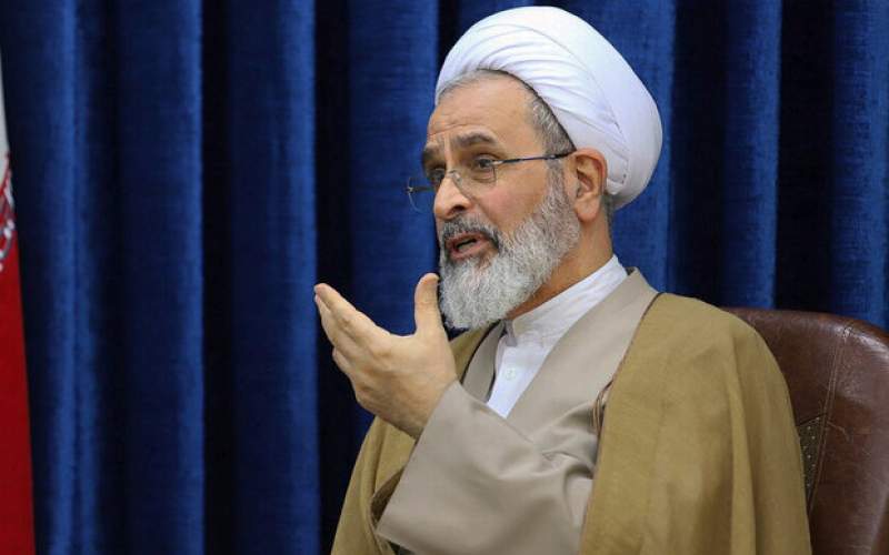 استاد نجابتی پرچم‌دار پرورش نسل متعهد و انقلابی در هنر است
