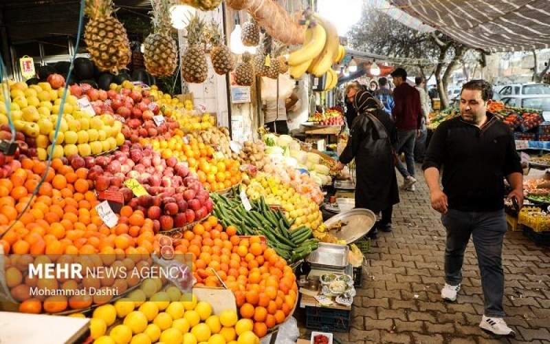 کاهش قیمت میوه در قم