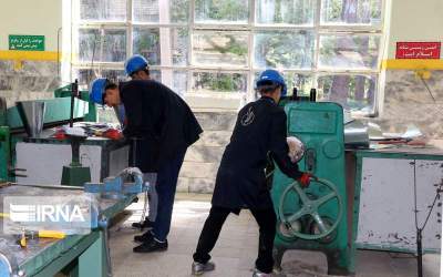 تجهیز کارگاه‌های خودرو هنرستان‌های قم با مشارکت صنایع خودروسازی