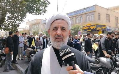 نماینده مردم قم: ایران متحد، دو قدرت هسته‌ای و نظامی جهان را به زانو درآورد