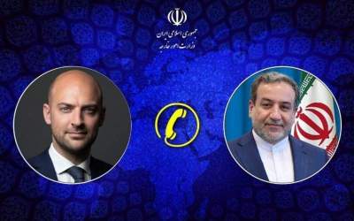 Foreign Minister Abbas Araqchi (right) and his French counterpart, Jean-Noel Barrot, held a telephone conversation on Friday.
