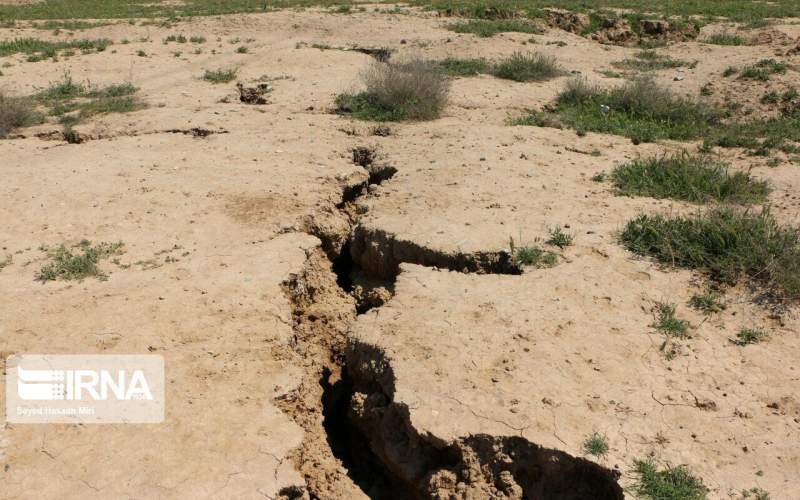 مدیرعامل آب منطقه‌ای: فرونشست در کمین دشت‌های قم است