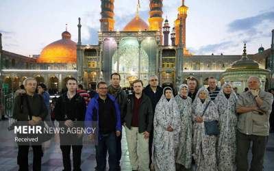 پیشتازی گردشگران آمریکایی در بازدید از حرم حضرت معصومه(س)