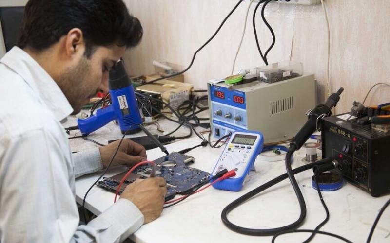 سه هزار و ۳۰۰ فقره مجوز فعالیت صنفی در قم صادر شد